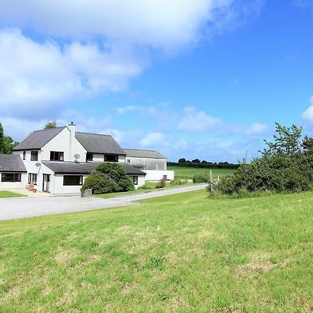 Tyddyn Crwn Country-House Apartments Бомарис Экстерьер фото